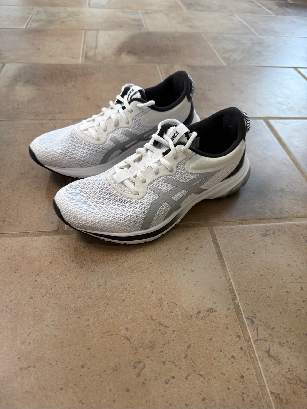 ASICS shoes size 8